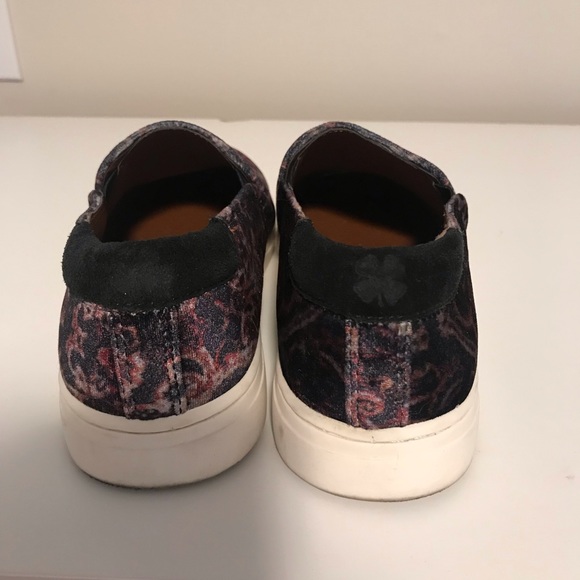 Lucky brand slip on sneakers - Picture 4 of 7